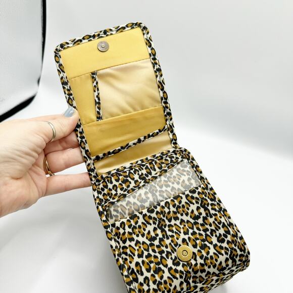 Travelon Leopard Crossbody Bag Travel - Picture 5 of 9